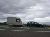 car with caravan